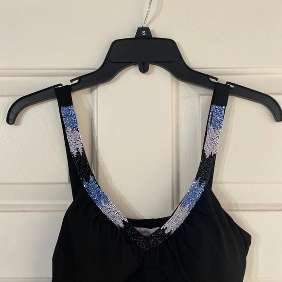 Mini-Dress 🖤 - Picture 3 of 3